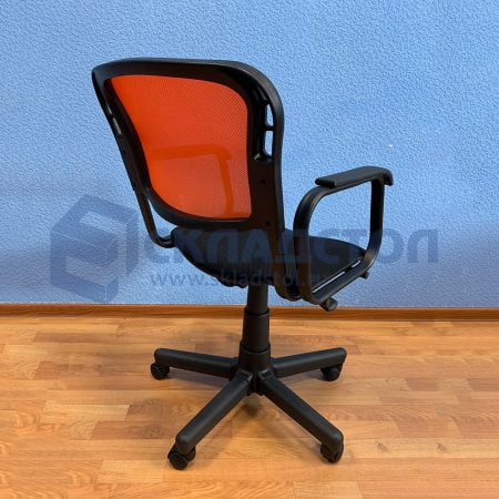 Кресло офисное "Модель 001А"
